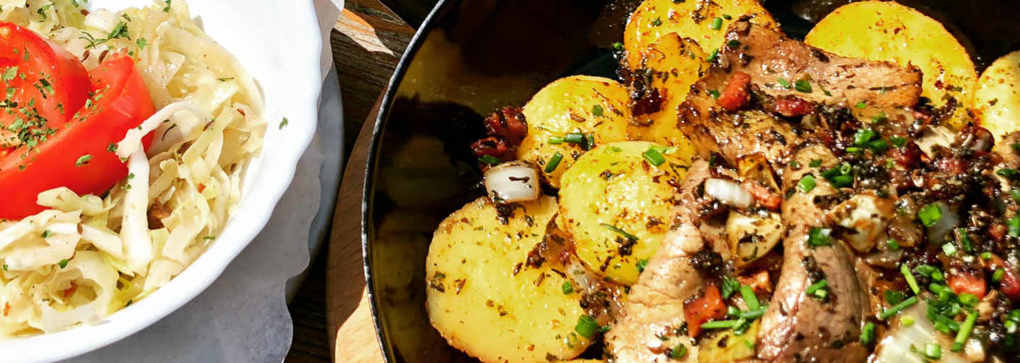 Tiroler Gröstl mit Krautsalat von der Coburger Hütte