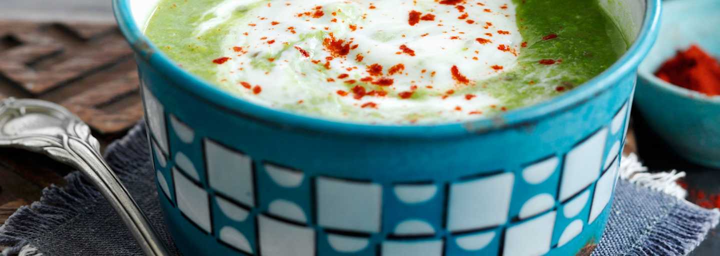 Topf mit Erbsensuppe