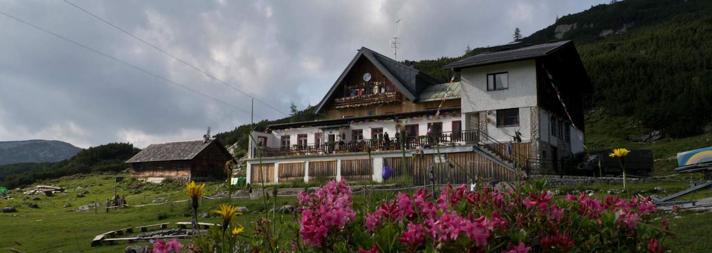 Die auf 1.738 m Höhe gelegene Gjaid-Alm am Krippenstein in Oberösterreich sucht neue Pächter 