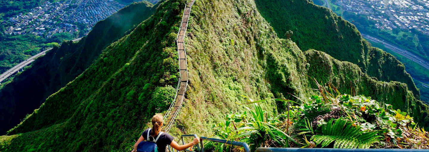 Nervenkitzel: Die Haiku Stairs auf Hawaii gehören zu den abenteuerlichsten Wanderwegen der Welt