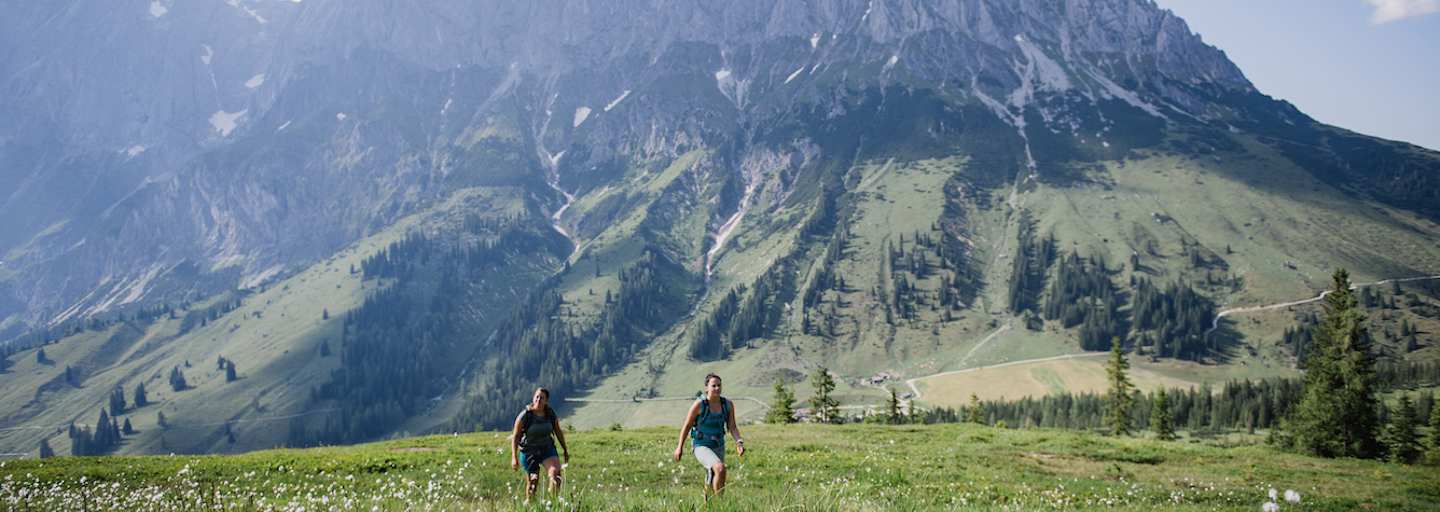 Mit seiner zackige Silhouette erinnert der Hochkönigs stark an die Dolomiten.