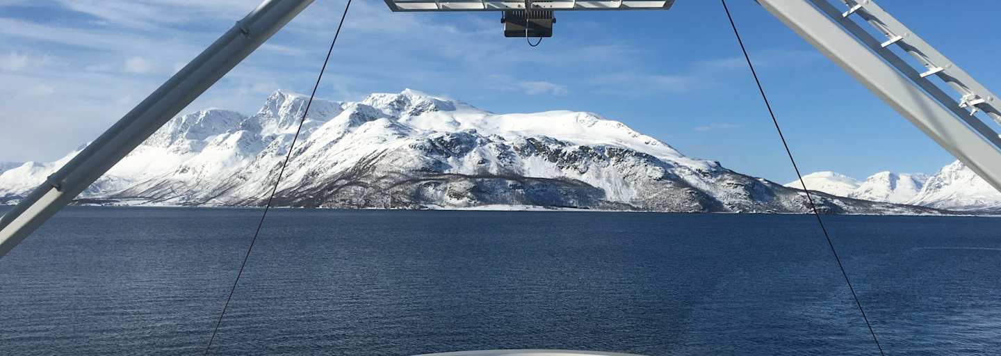 Einige Touren in den Lyngen Alps sind nur mit eine Fährüberfahrt zu erreichen.