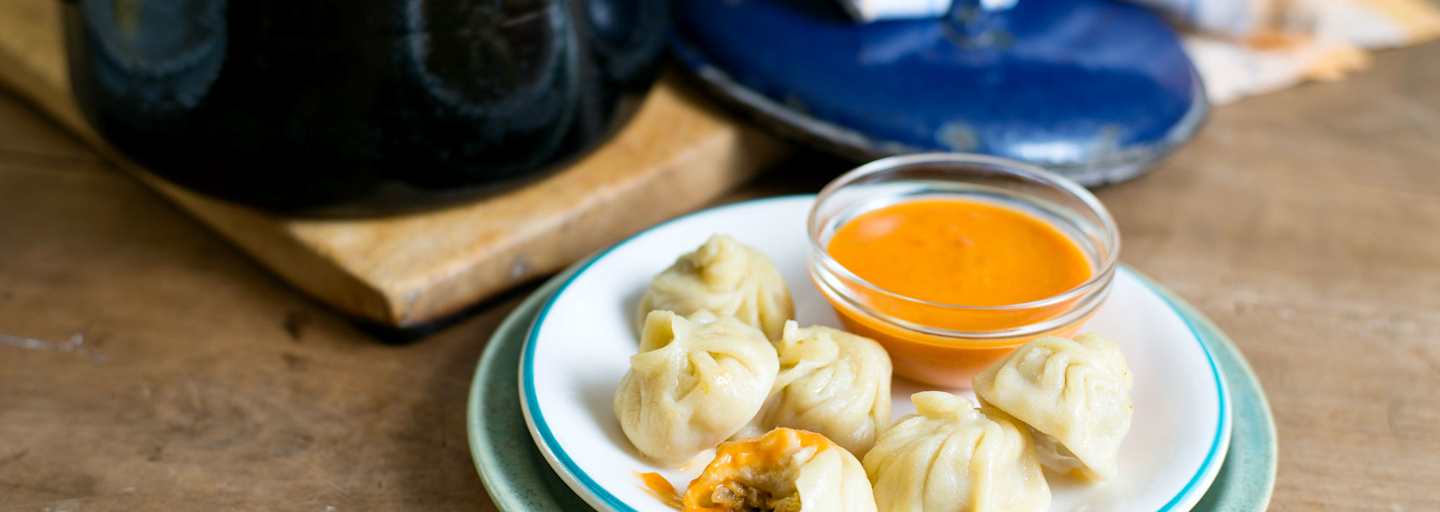 Rezept: Nepalesische Momos mit Tomatensauce