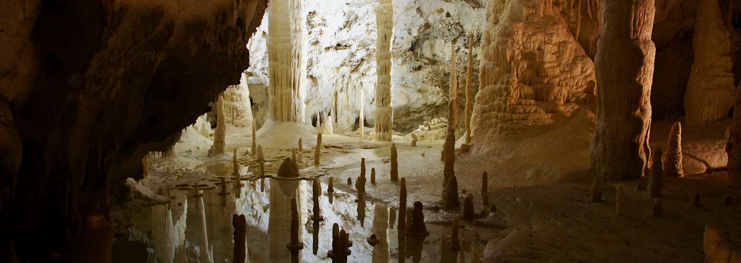 Eine Tropfsteinhöhle wie aus dem Bilderbuch