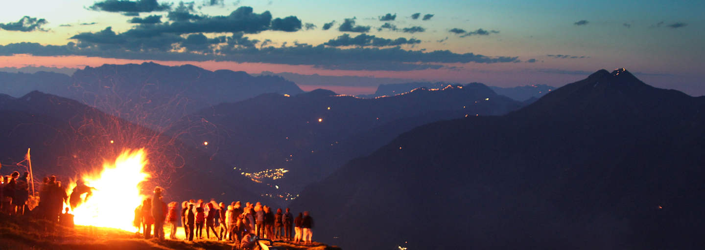 Sonnwendfeuer im Gasteinertal, Salzburg