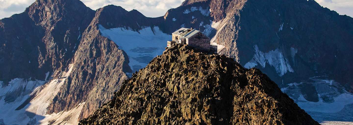 Becherhaus in den Stubaier Alpen in Südtirol