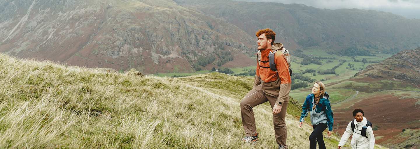 Nach Feierabend auf Entdeckungstour: Wie verraten, wie After-Work-Wandern deine Woche bereichert.
