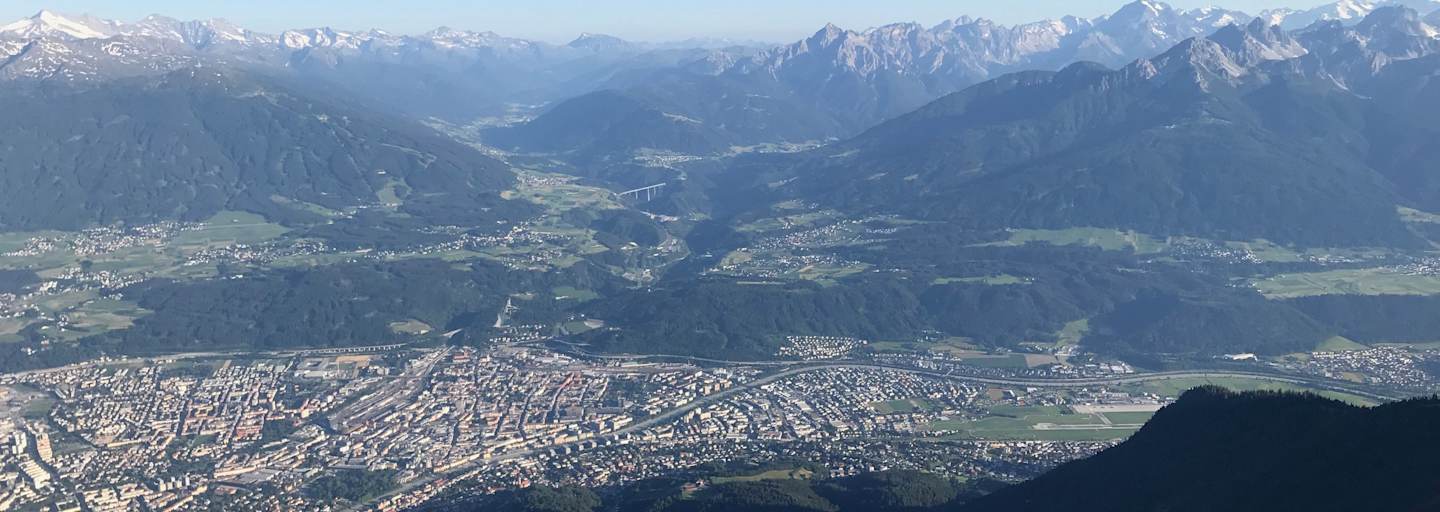 Blick von der Nordkette über die Landeshauptstadt Innsbruck