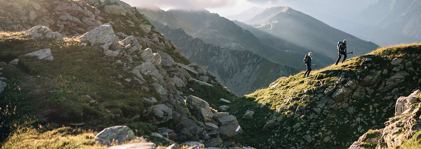 Gemeinsam mit dem Outdoor-Experten LOWA geben wir Einblick in das Leben alpiner Legenden.