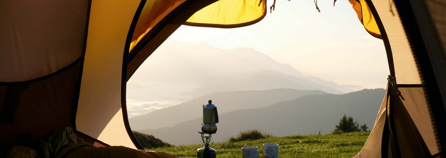 Frühstück am Berg mit Kaffee und Espresso Kocher