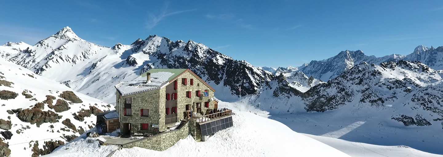 Cabane des Dix,&nbsp;2.928 m