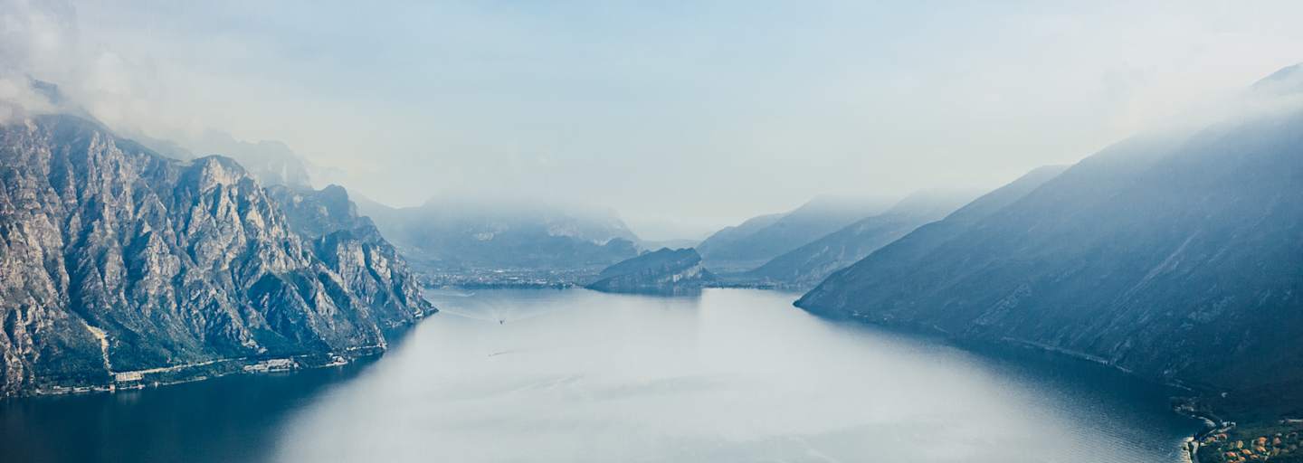 Auch wenn der Himmel einmal nicht tiefblau ist - derGardasee sieht immer gut aus.