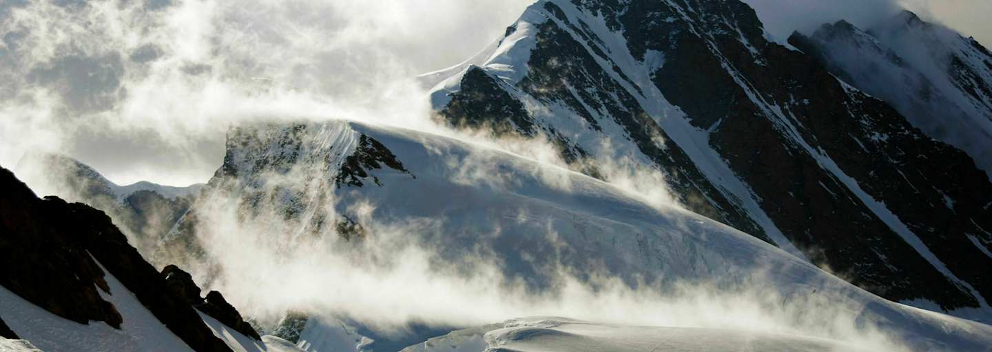Gross Fiescherhorn in den Berner Alpen an der Grenze zum Wallis