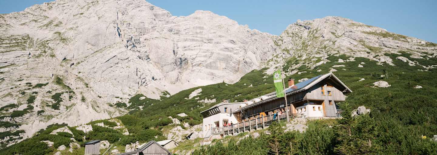 Hesshütte, Steiermark, Berge im Hintergrund