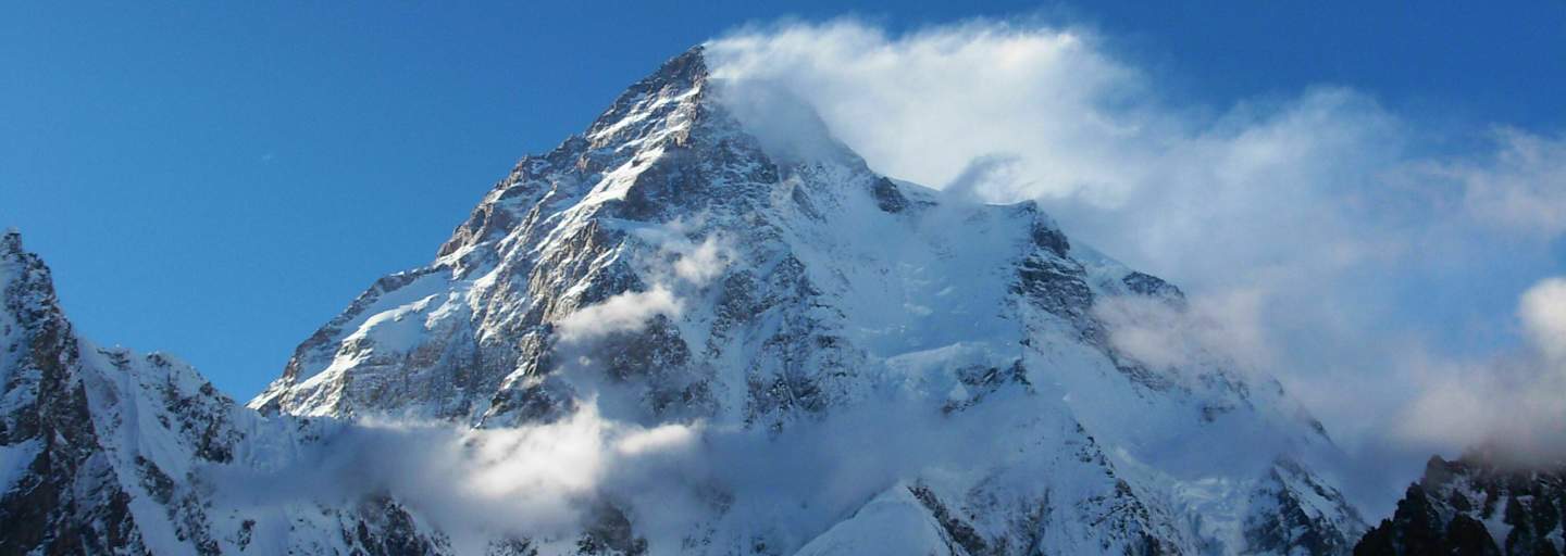 Der K2 im Karakorum an der Grenze von China und Pakistan