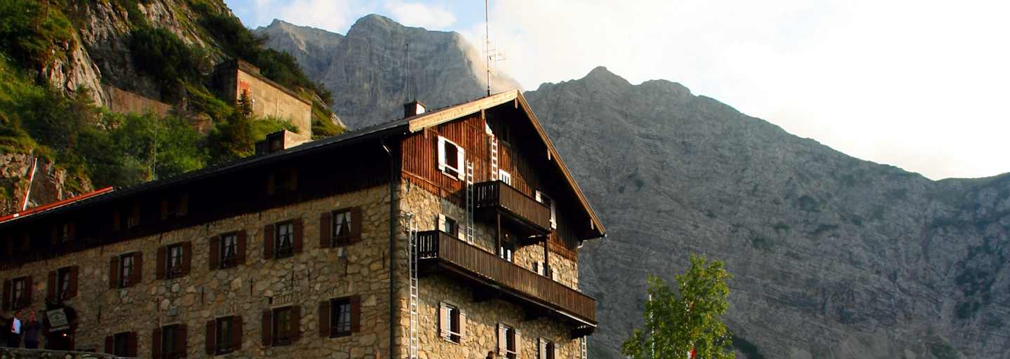 Das Karwendelhaus in Tirol