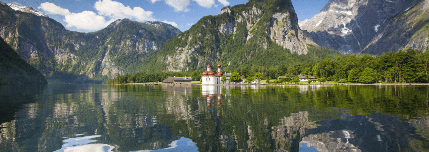 An Schönheit ist das Berchtesgadener Land kaum zu übertreffen. Der Königssee mit dem Steinernen Meer im Hintergrund.