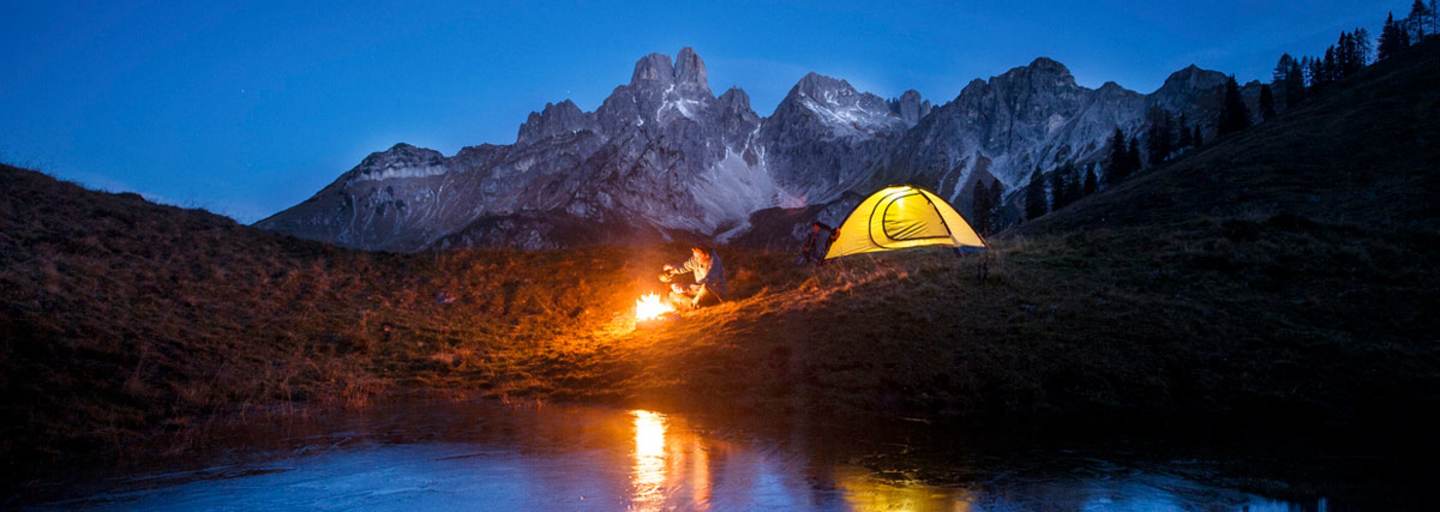 Campen und ein Lagerfeuer unter freiem Sternenhimmel klingt wunderbar, doch darf ich das überhaupt?