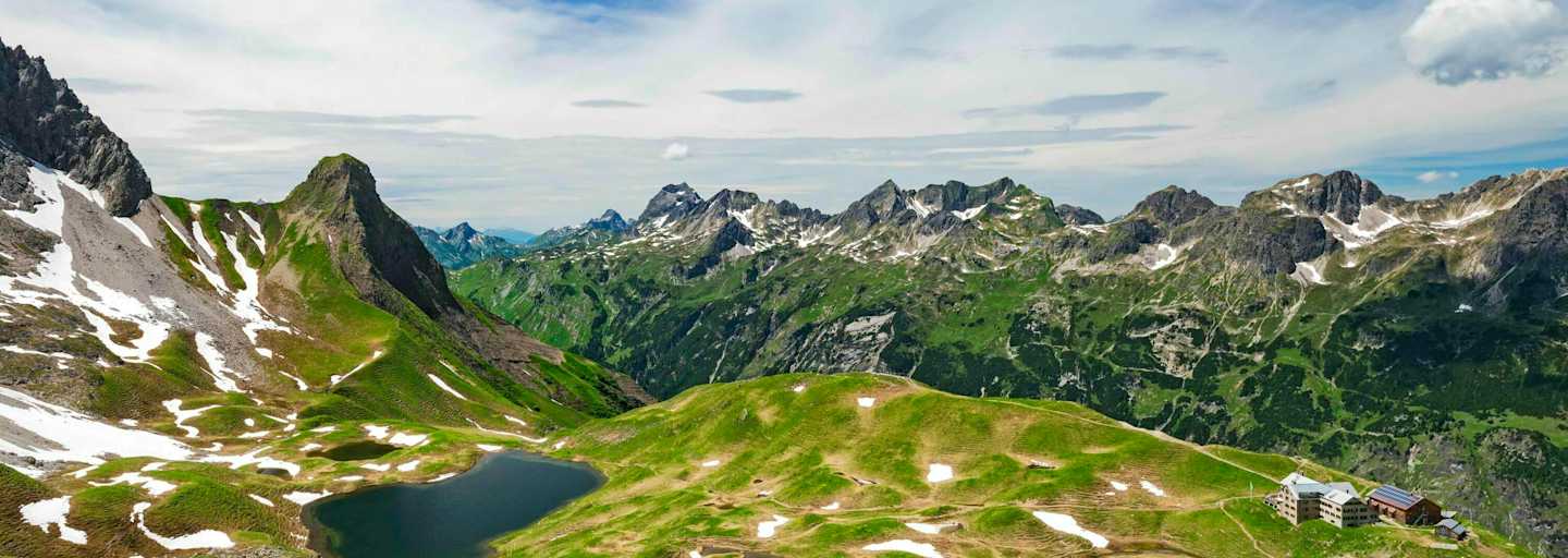 Die Rappenseehütte (2.091 m) in den Allgäuer Alpen