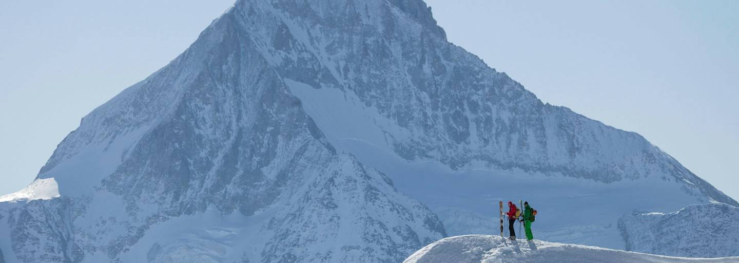 Skibergsteiger im Lötschental