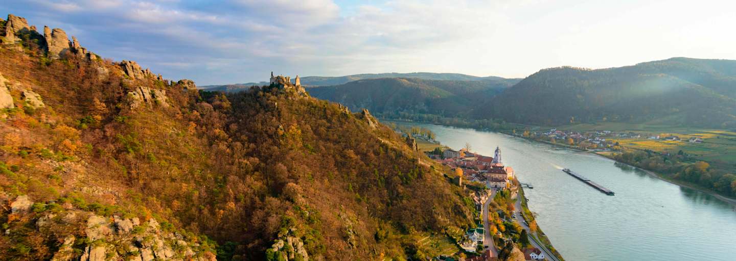 Herbstliches Wandern rund um Dürnstein in der Wachau, Niederösterreich