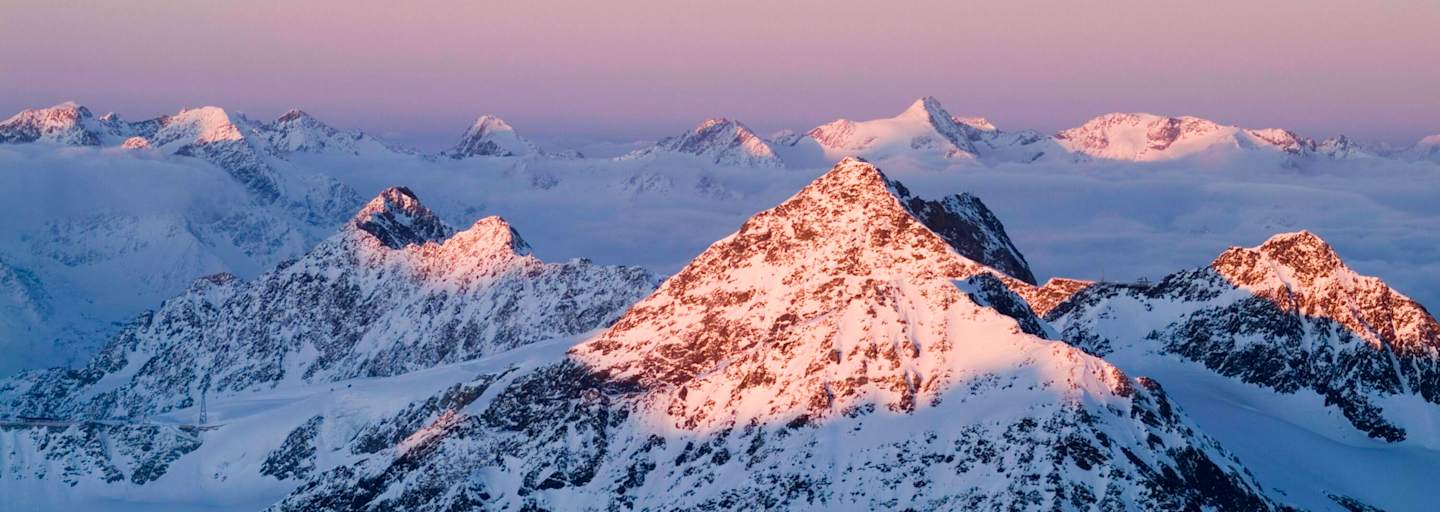 Das Zuckerhütl bei Sonnenaufgang
