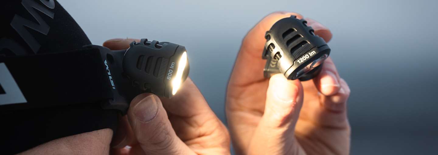 stirnlampe von slva closeup am kopf