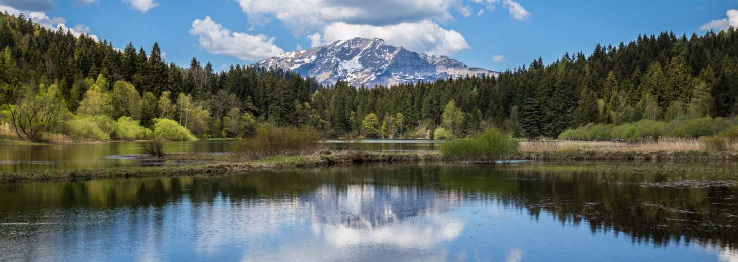 Wandern in der Ötscherregion, der Erlaufstausee mit dem Ötscher im Hintergrund