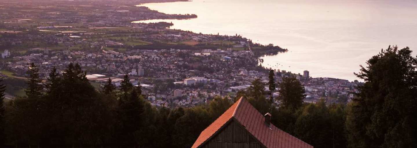 Blick auf Rorschach und den Bodensee in St. Gallen