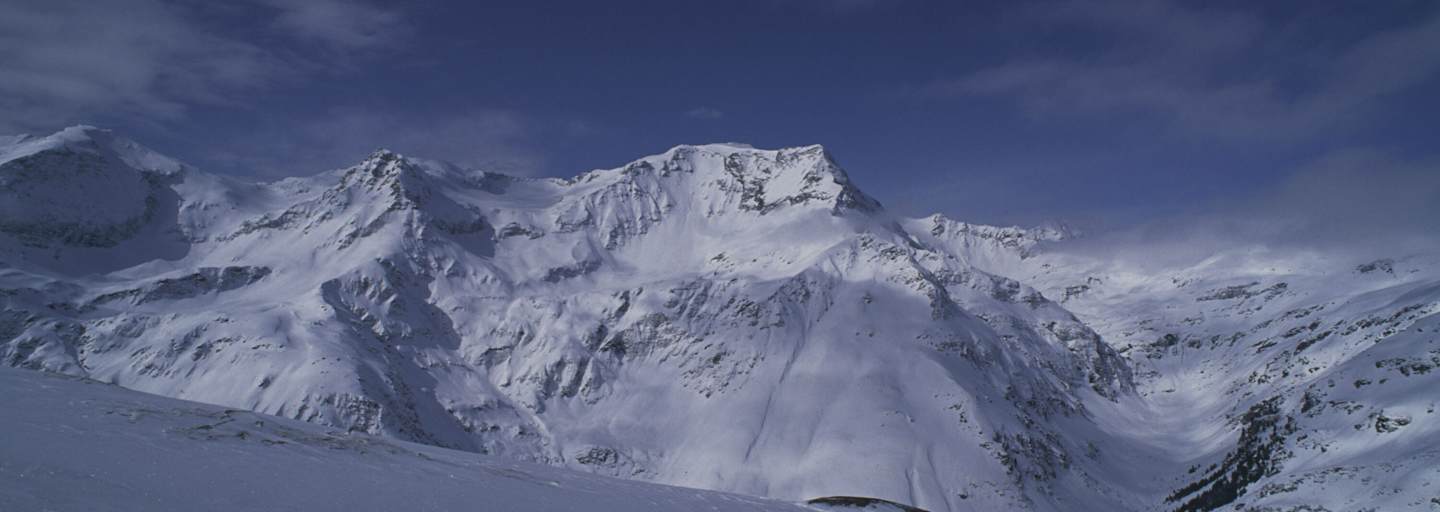 Blick vom Kreuzkogel (2.688 m) in Richtung Schareck, Mölltaler Gletscher