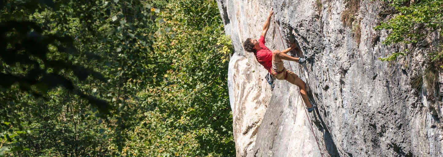 Von der Kletterhalle an den Fels: 7 Tipps für den Einstieg ins Outdoor-Klettern
