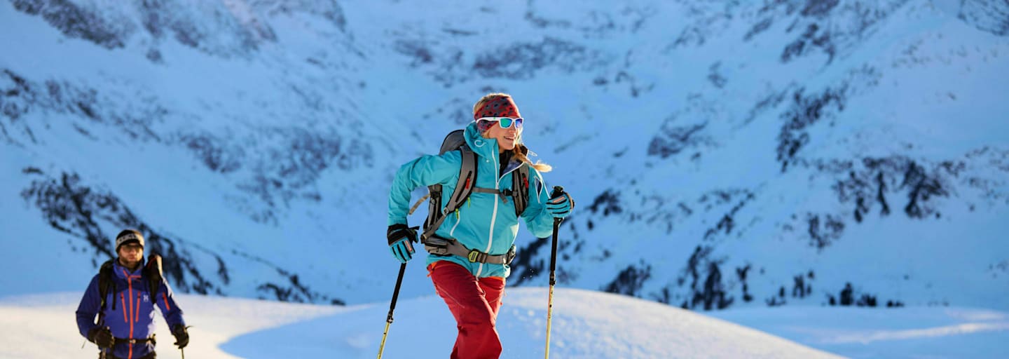 Skitourengeher im Kühtai in Tirol