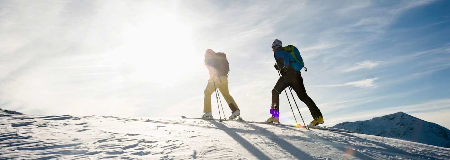 Skitourengeher auf Pistenskitour