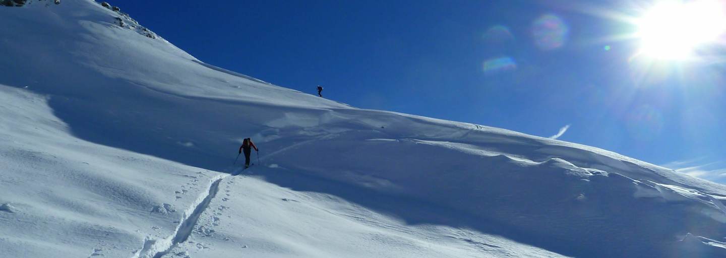 Raus in die Sonne - auch am Nachmittag geht sich eine kleine Skitour aus.