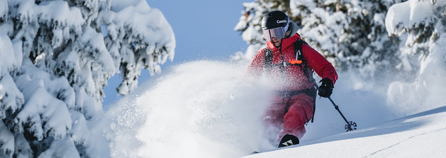 Das Ski-Free-Programm von Helly Hansen bietet die Möglichkeit, die Outdoor-Bekleidung auf der Piste auszutesten.