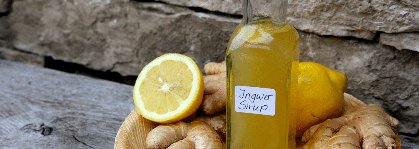 Selbstgemachter Sirup aus der Wunderwurzel Ingwer