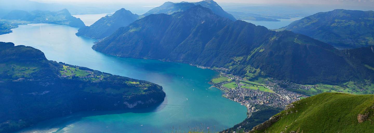 Blick auf den Vierwaldstättersee bei Luzern in der Schweiz
