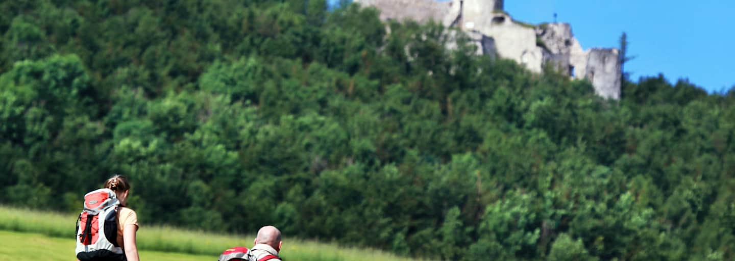 Die Araburg in Kaumberg entlang des Wiener Wallfahrerwegs