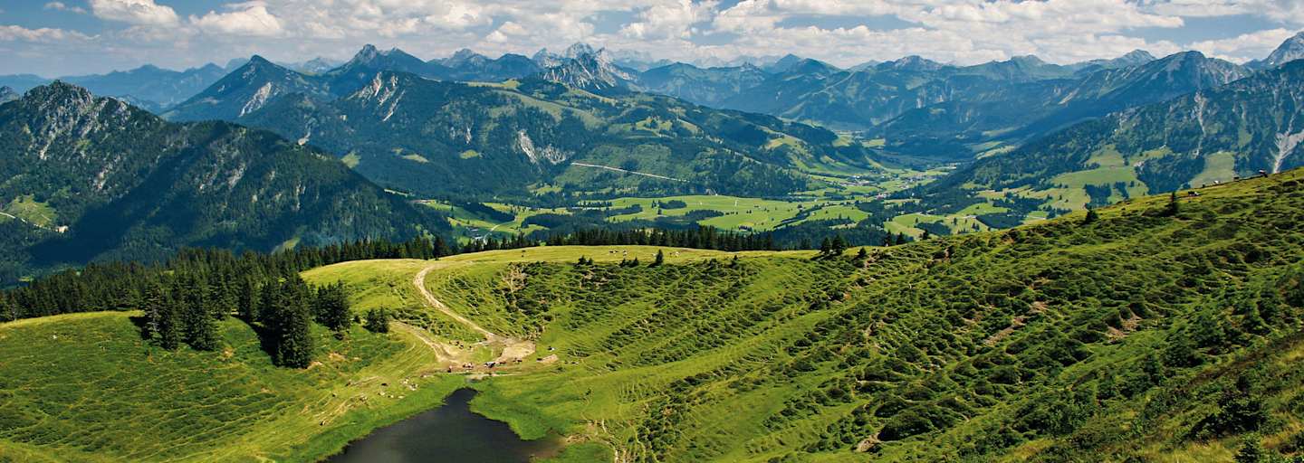 Wandern aufs Wertacher Hörnle in den Allgäuer Alpen: Hörnlesee