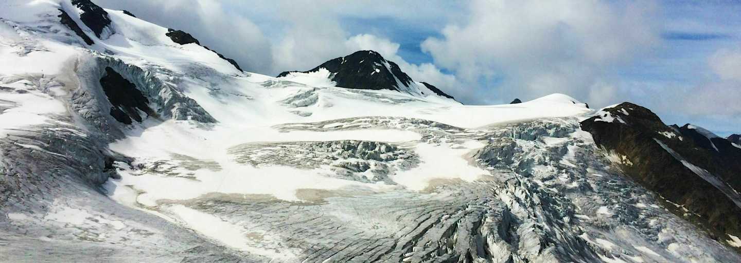 Im ewigen Eis: Gletscherlandschaft der Wildspitze in Tirol