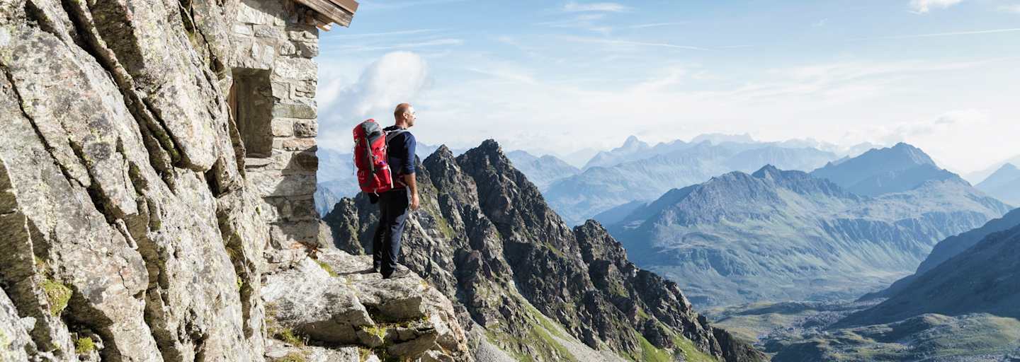 Auf der Montafoner Hüttenrunde - Blick von der Zollhütte oberhalb der Saarbrücker Hütte