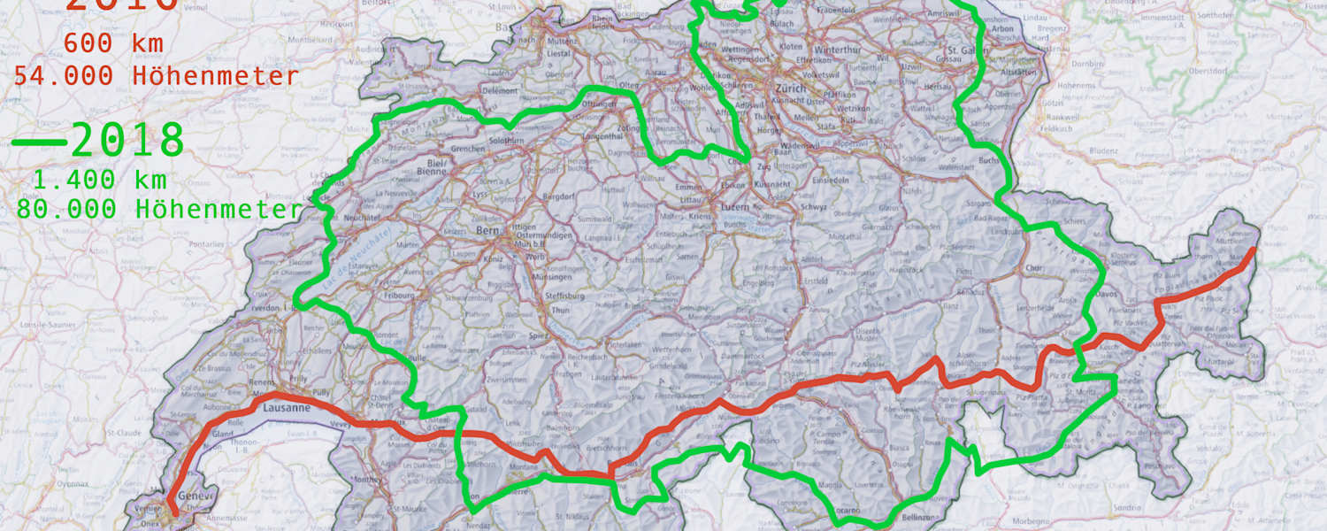 Zwei Schnauzer durchwandern die Schweiz