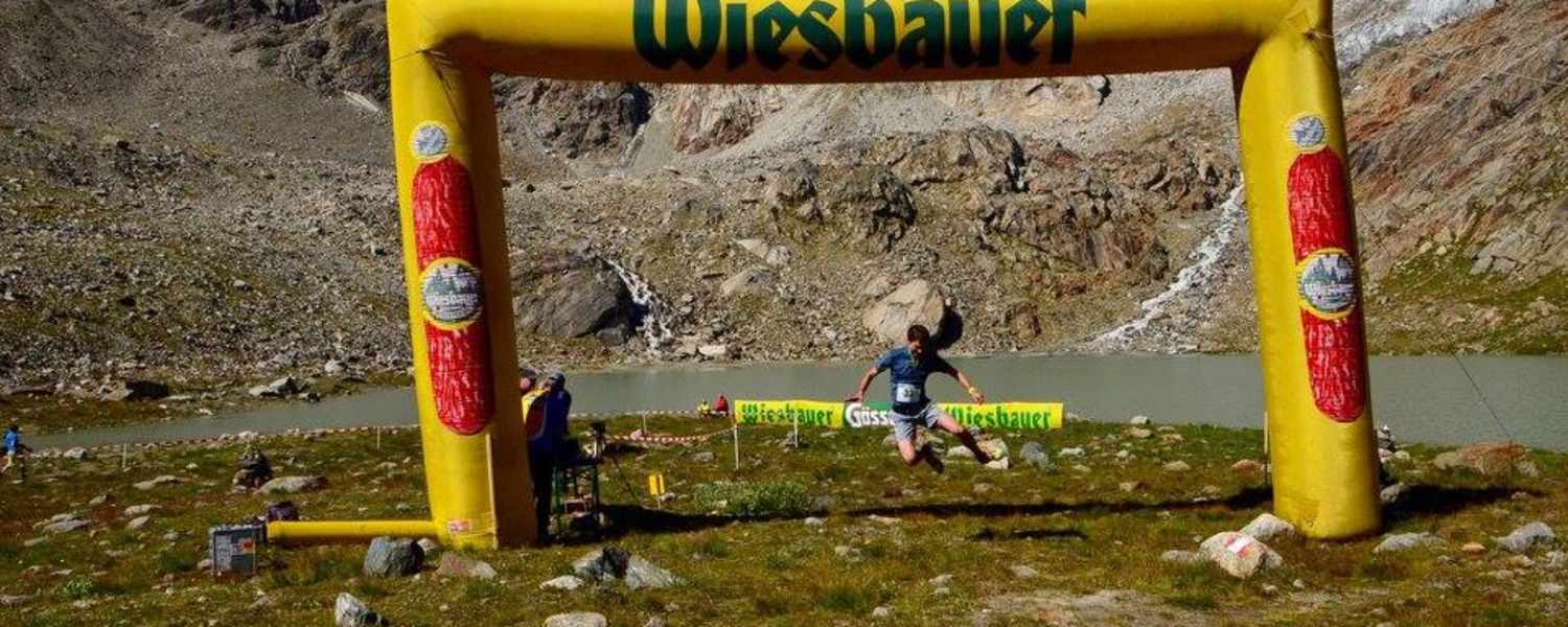 Andrzej Biel lebt, arbeitet und läuft in den Bergen Osttirols, Ziel Simonyseeberglauf, 2015