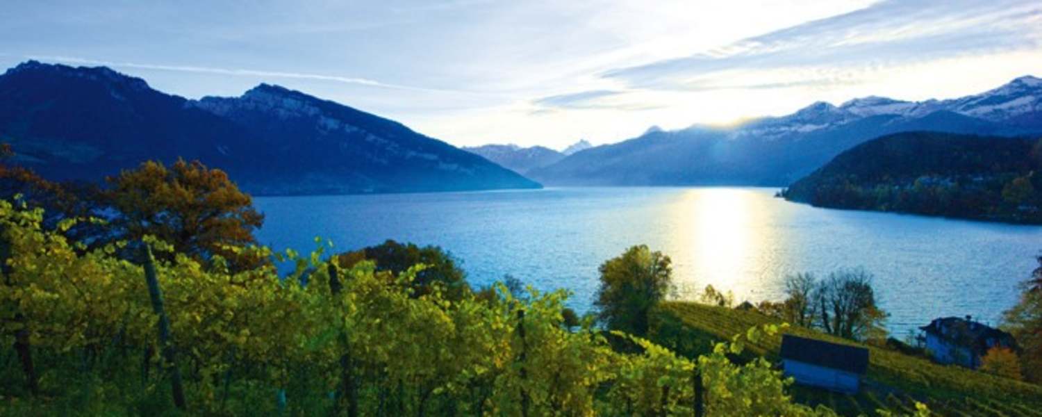 Auf 2 Rädern zu 7 Schweizer Seen