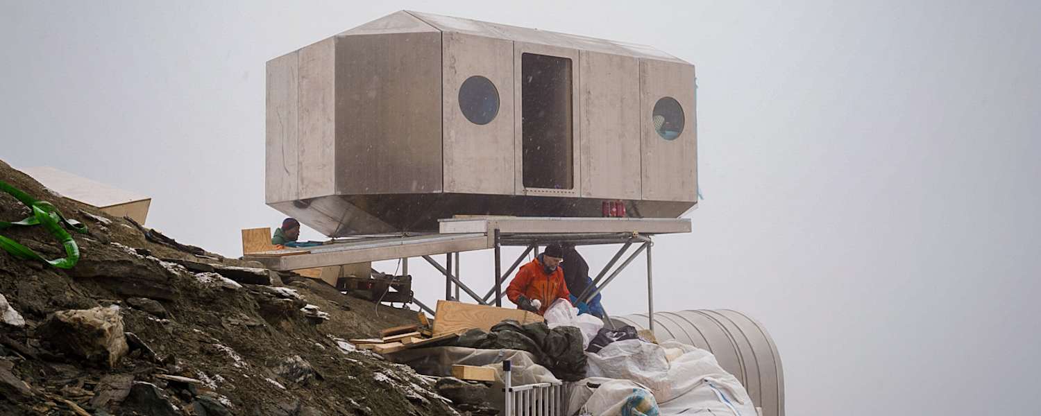 Neues Glocknerbiwak Salewa3000