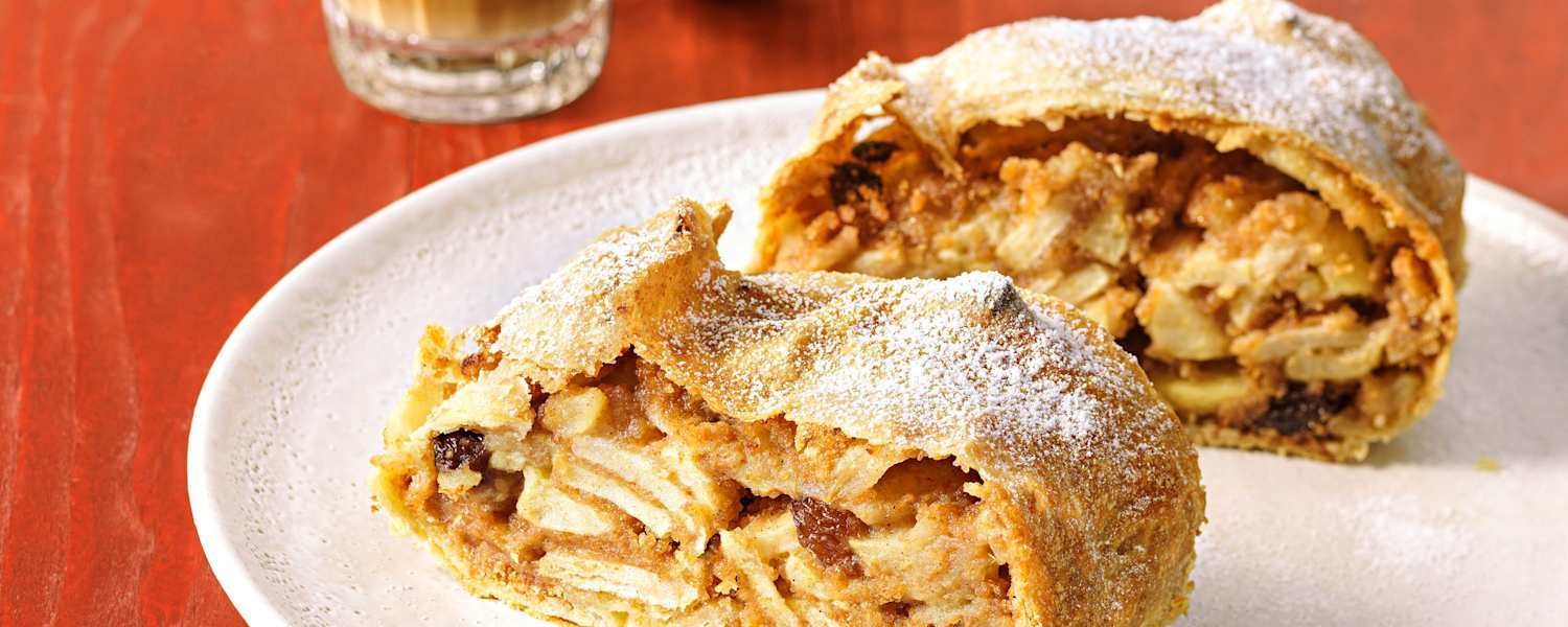 Apfelstrudel von der Breithornhütte