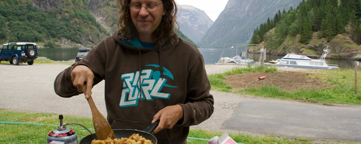 Werner Moser und sein Campingkocher