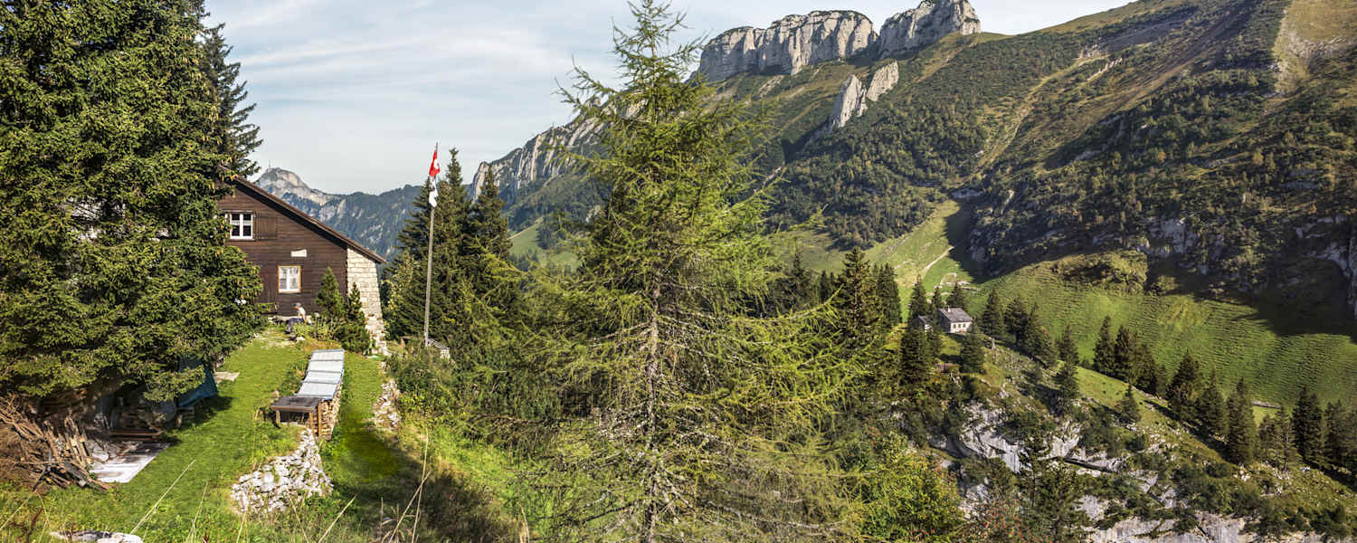 Die Hundsteinhütte (1.554 m) in den Appenzeller Alpen