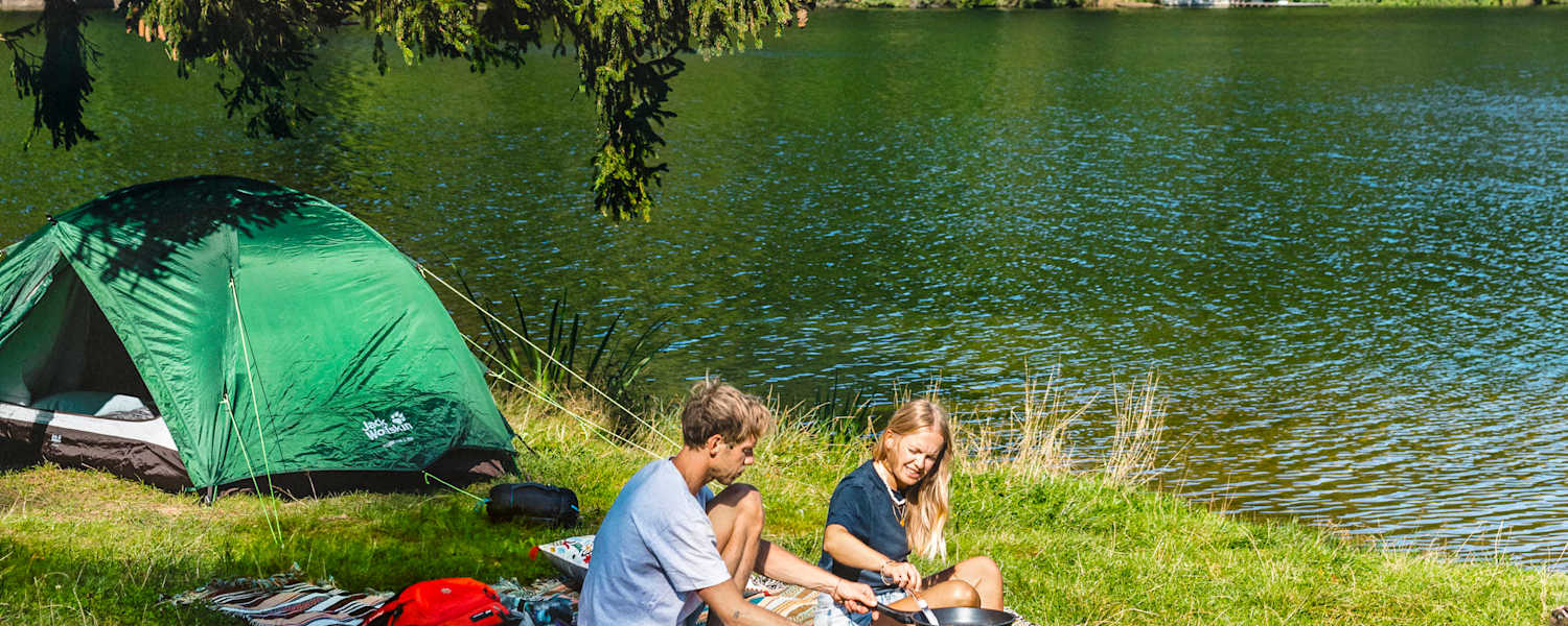 Aufwachen in der Natur: Zelten macht es möglich