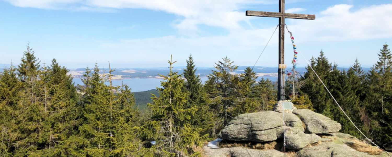 Aussicht vom Bärenstein auf den Moldaustausee